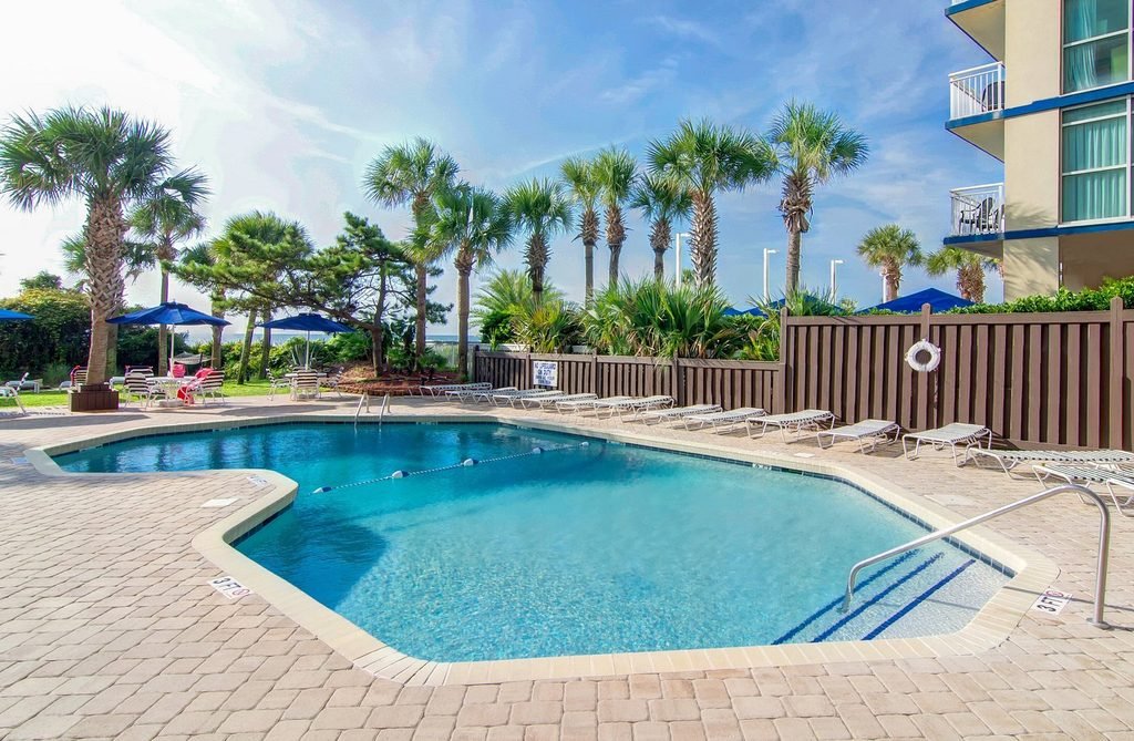 Beach Colony Resort Myrtle Beach : Outdoor pool